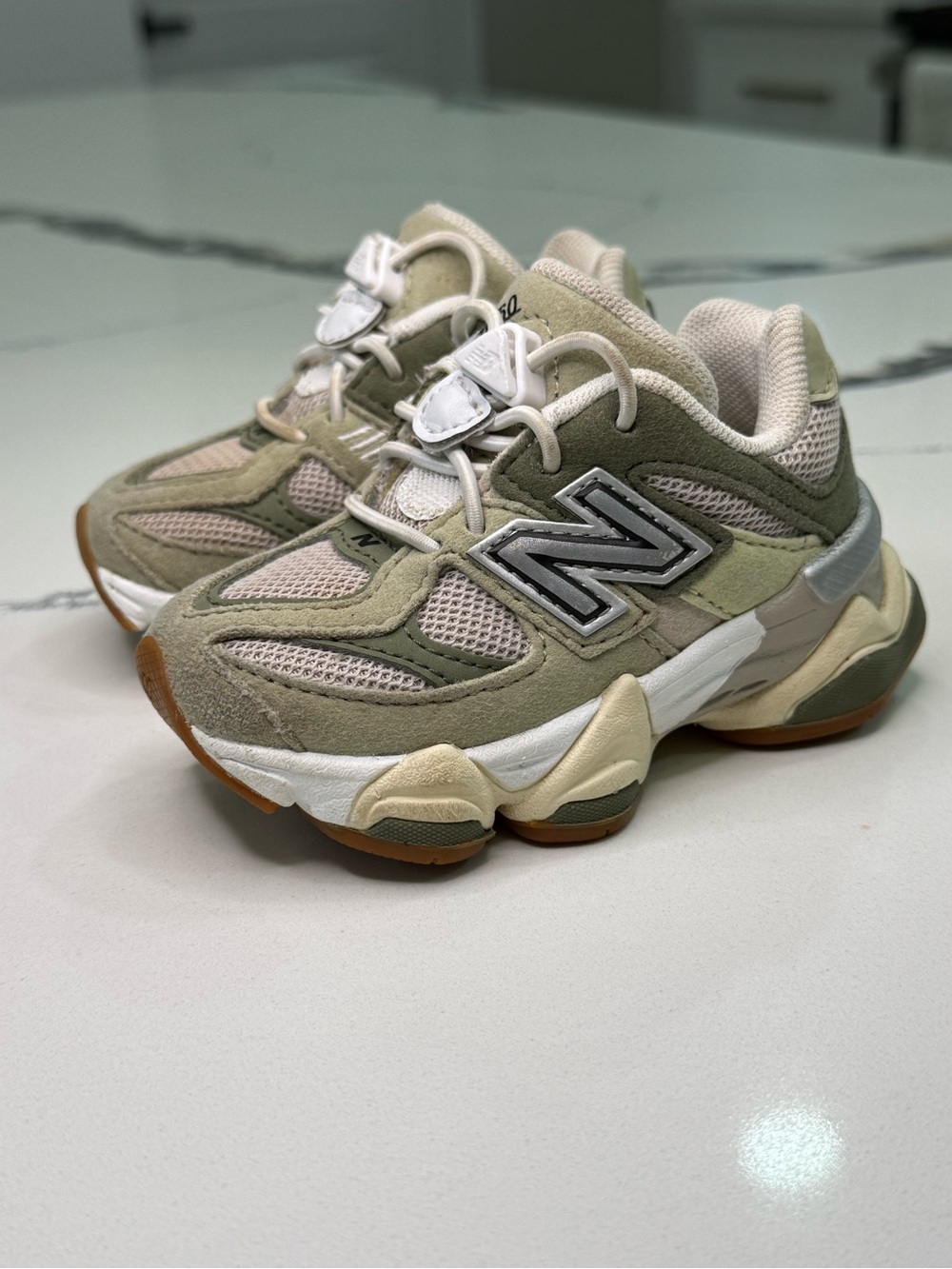 New Balance 9060 Toddler Green Gum Olive/Gum Suede Size 5C Infant